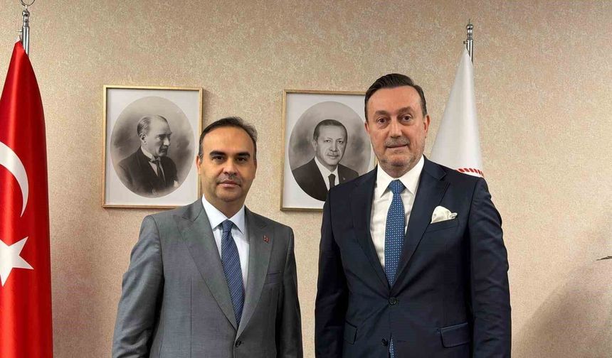 Muradiye OSB Başkanı Kıvırcık'tan Bakan Kacır'a ziyaret: Yeşil dönüşüm başlıyor