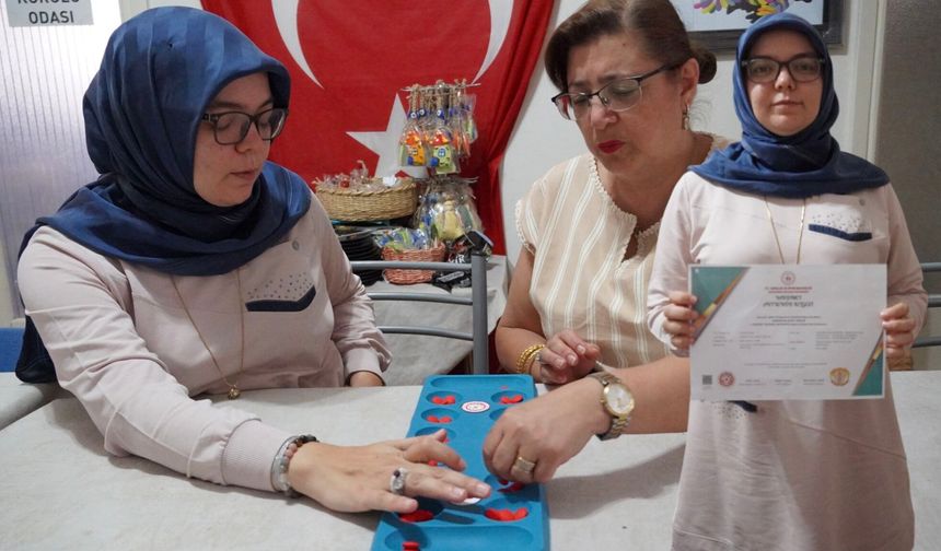 Manisa'nın Lisanslı ilk kadın 'Mangala' antrenörü