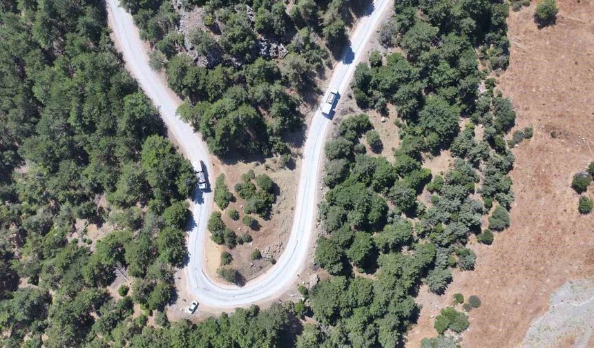 Ayvacık Mahallesi yolunda 6 kilometrelik asfalt çalışması