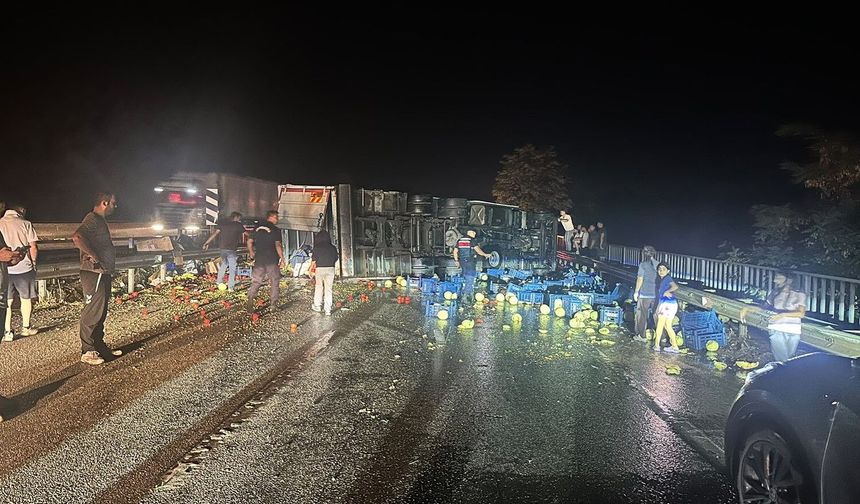 Manisa'da zincirleme trafik kazası: 7 yaralı