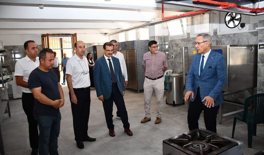 Salihli'de yeni eğitim yılı öncesi okullarda hazırlıklar tamamlanıyor