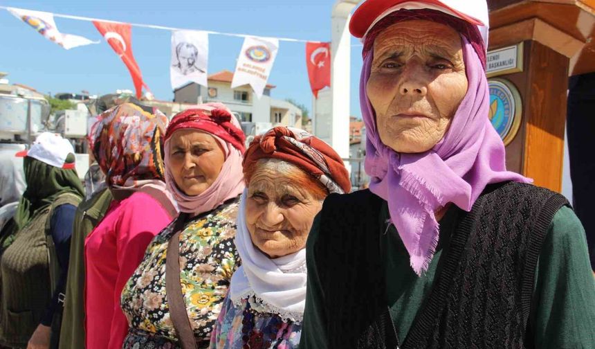 Selendi'de 113 kadın üreticiye süt soğutma tankı desteği