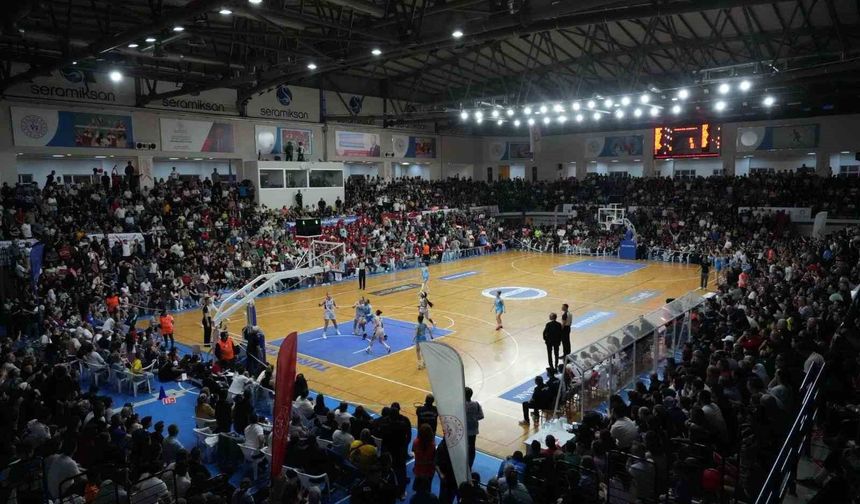 Turgutlu Belediyespor'da reklam alanları satışa sunuldu