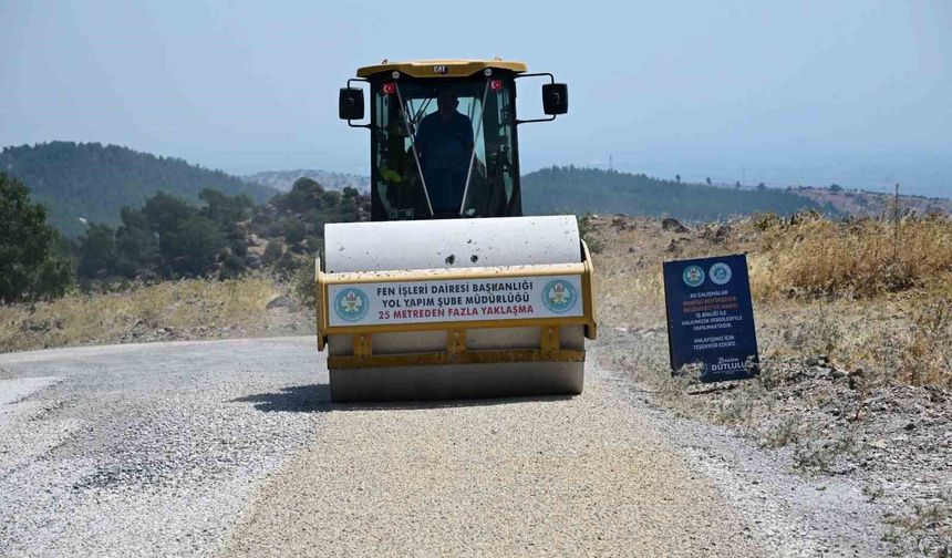 Yuntdağı'nda 10 kilometrelik yol yenileniyor