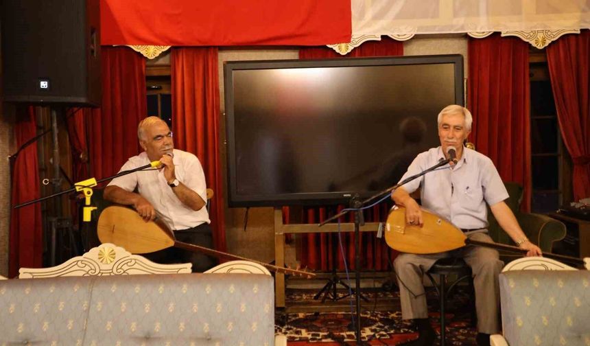 Yunusemre'de saz, söz ve şiir buluştu