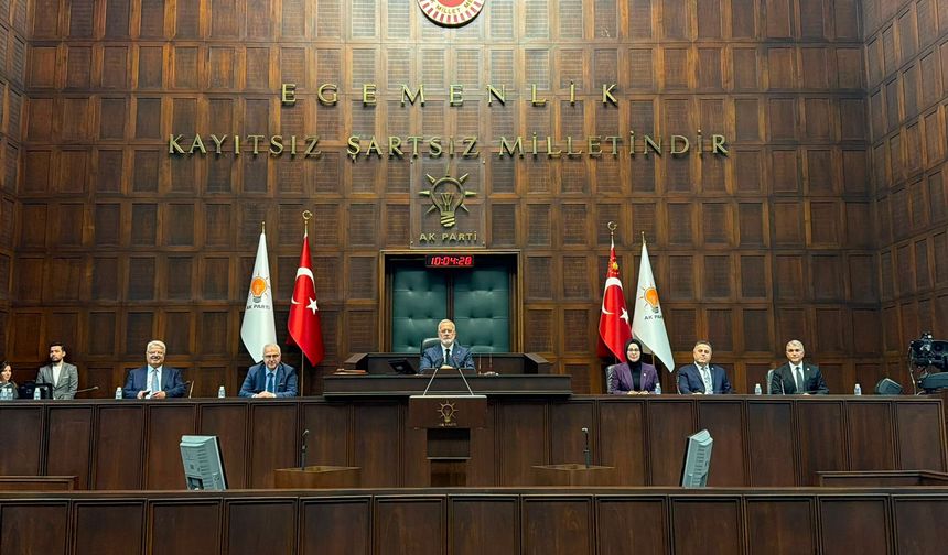 TARİHİ TOPLANTIYA YENİŞEHİRLİOĞLU BAŞKANLIK ETTİ