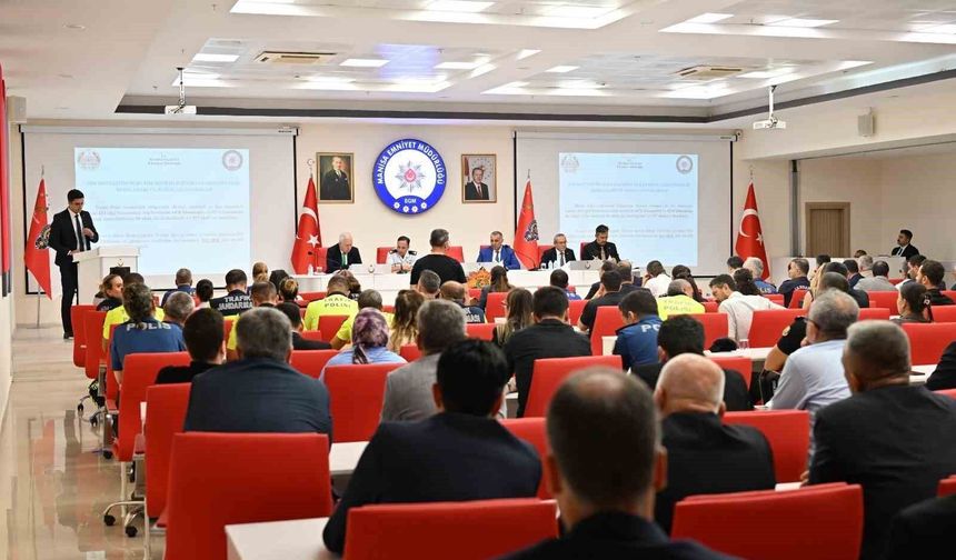 Manisa'da güvenli eğitim için alınacak tedbirler değerlendirildi