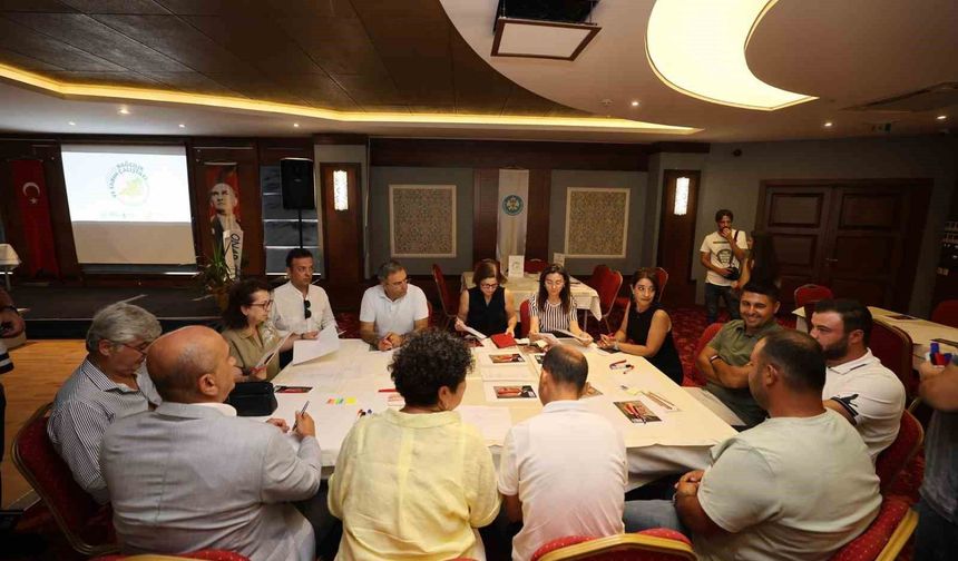Şehzadeler'de Bağcılık ve Tarım Çalıştayı düzenlendi