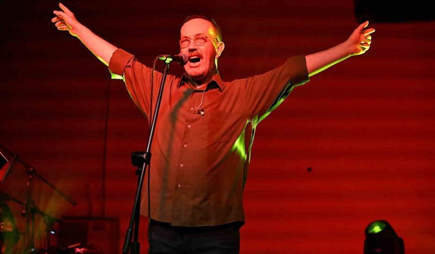 Yeni Han Akşamları'nda Hüsnü Arkan'dan unutulmaz konser