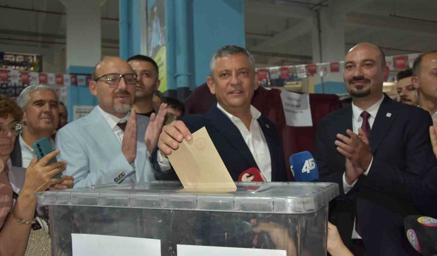 YENİ Parti Yunusemre'de başkanlık yarışı üyelerin oyuna sunuldu