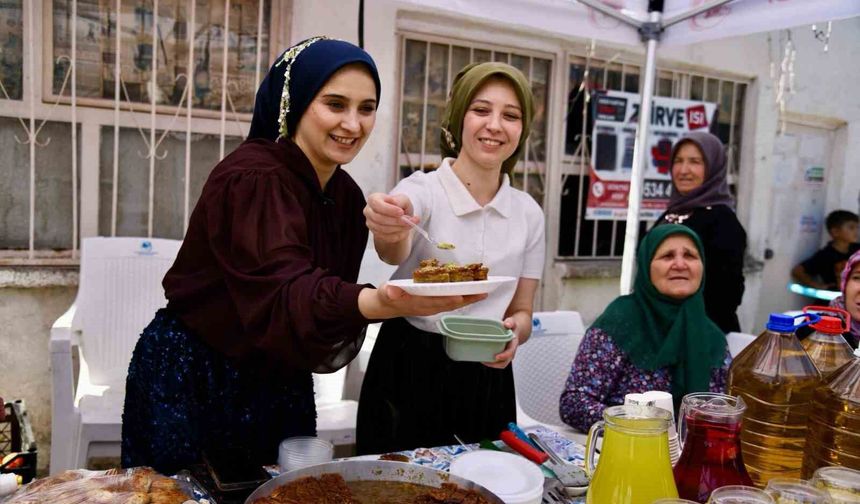 Yuntdağı Fıstığı'na coşkulu hasat şenliği
