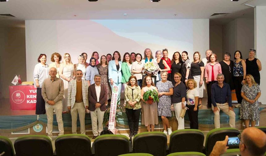 Yunusemre'de kadın meclisinin yeni başkanı Ayrancı oldu