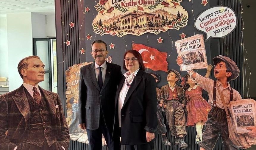 Cumhuriyetin 103. yılına özel hazırlanan hatıra köşesine yoğun ilgi