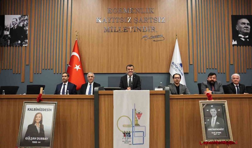 Ege Belediyeler Birliği İzmir'de toplandı