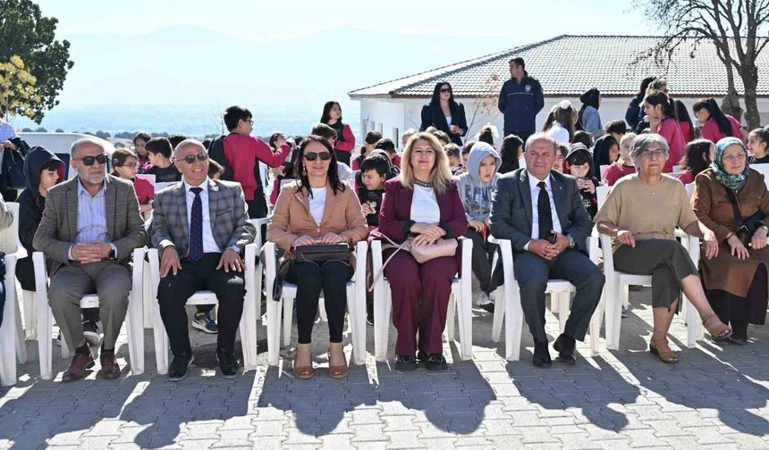 Farklı kuşaklar aynı etkinlikte buluştu