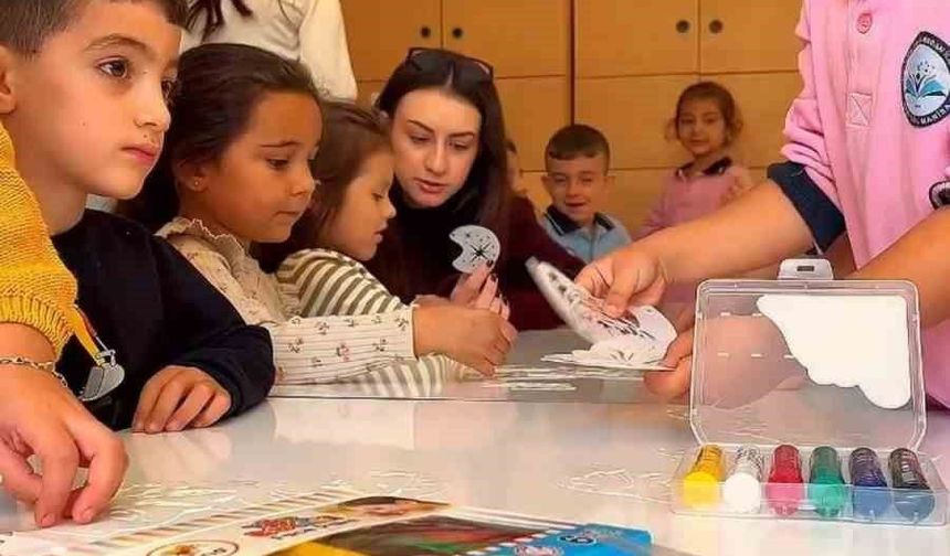 Manisa'da üniversiteli gençler minik kalplere dokundu