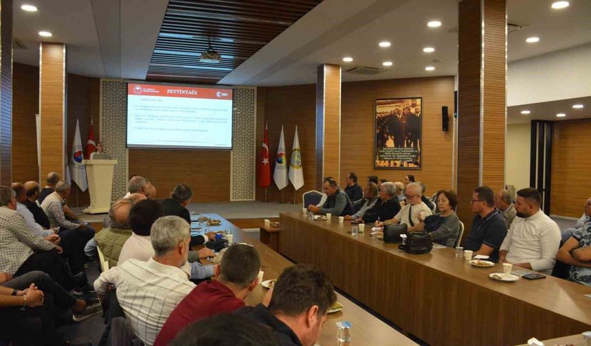 Manisa'da zeytin ve zeytinyağı sektörü masaya yatırıldı