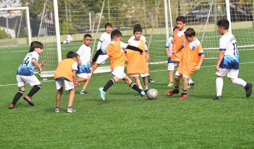 Yunusemre Belediyespor geleceğin yıldızlarını arıyor