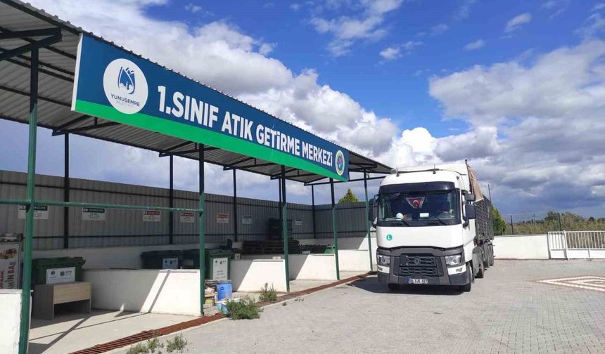 Yunusemre'de 3 yılda 5 ton atık ilaç bertaraf edildi