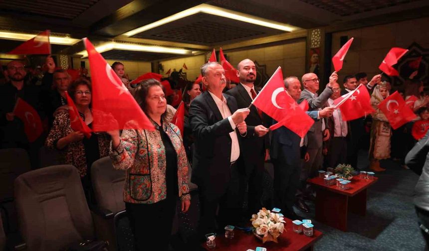 Yunusemre'de cumhuriyet coşkusu müzik ve gösterilerle yaşandı