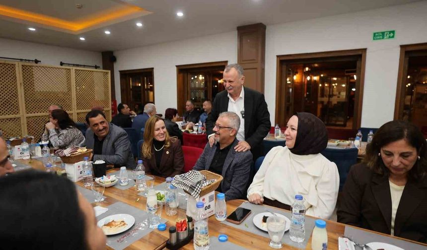 Yunusemre'de muhtarlar Günü buluşması
