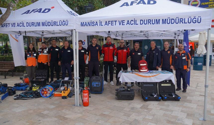 Afet çantası ve deprem önlemleri anlatıldı