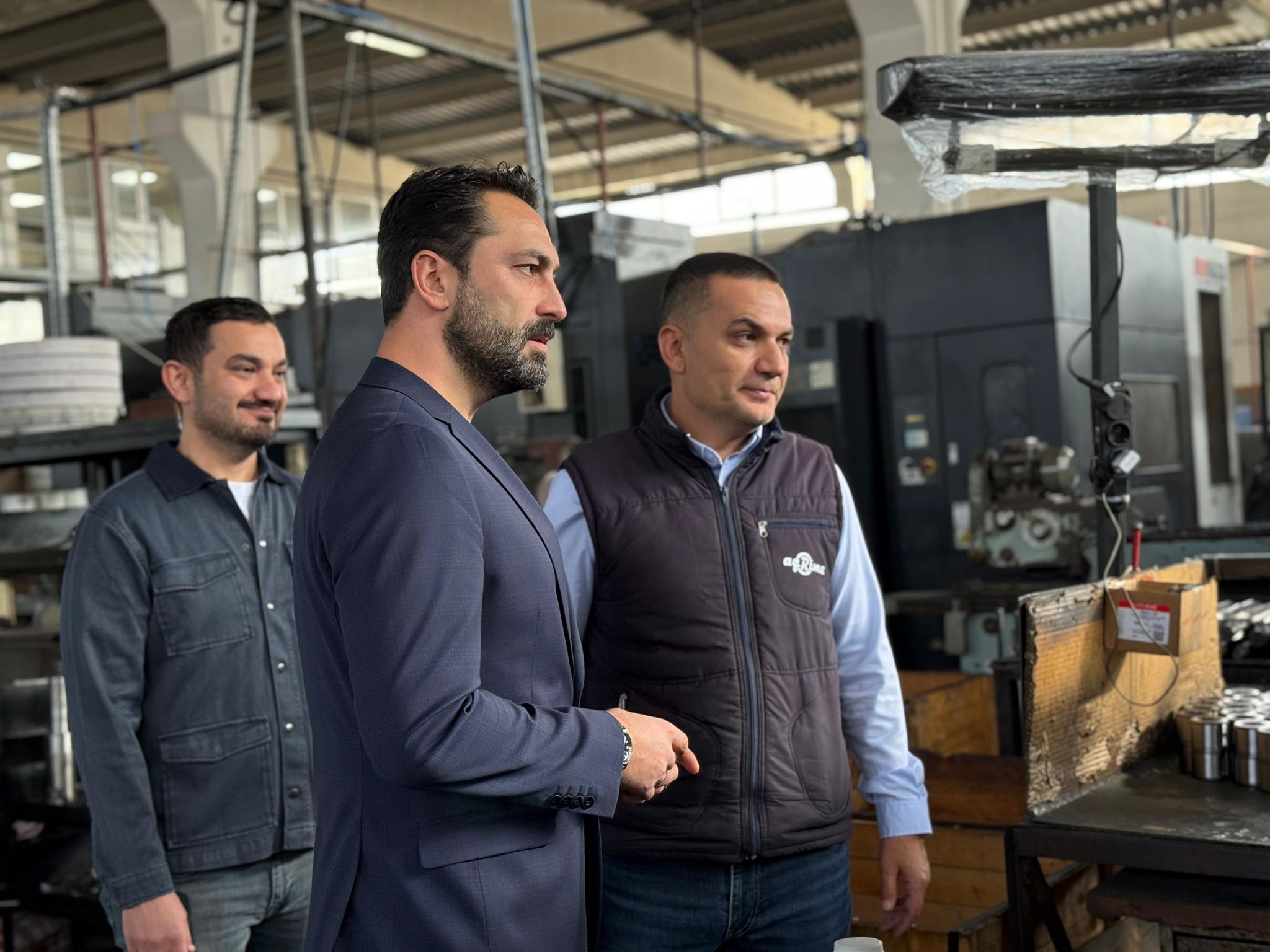 8893726E 031A 4B08 8Fc3 558E73B8C203