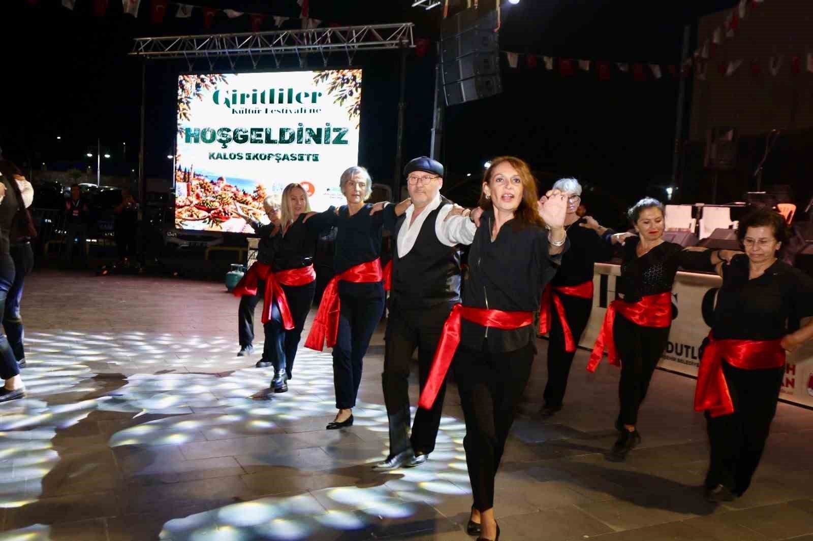 Türkiye'nin ilk Giritliler Kültür Festivali Yunusemre'de düzenlendi