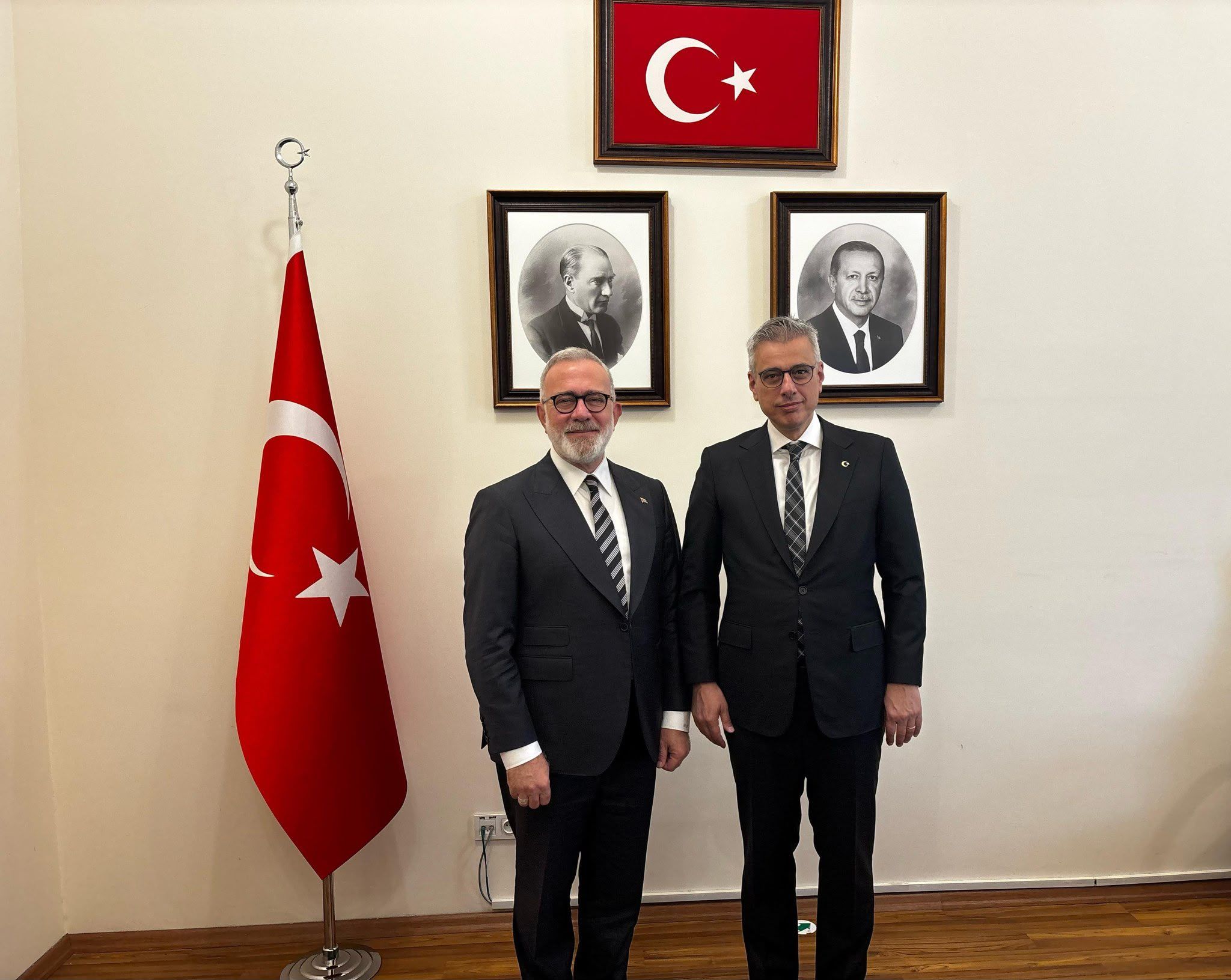 Bahadır Yenişehirlioğlu’ndan Manisa’ya 21 uzman hekim ataması müjdesi